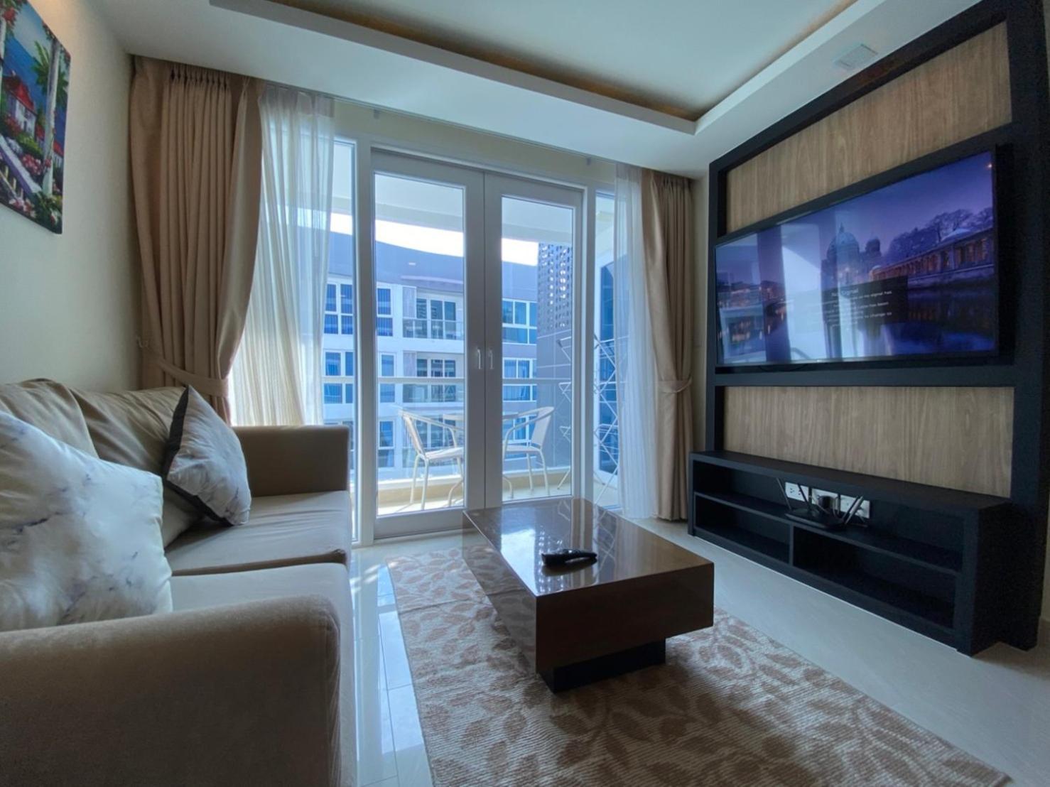 Grand Avenue Suites X Monthstayz Thailand Pattaya Exterior foto