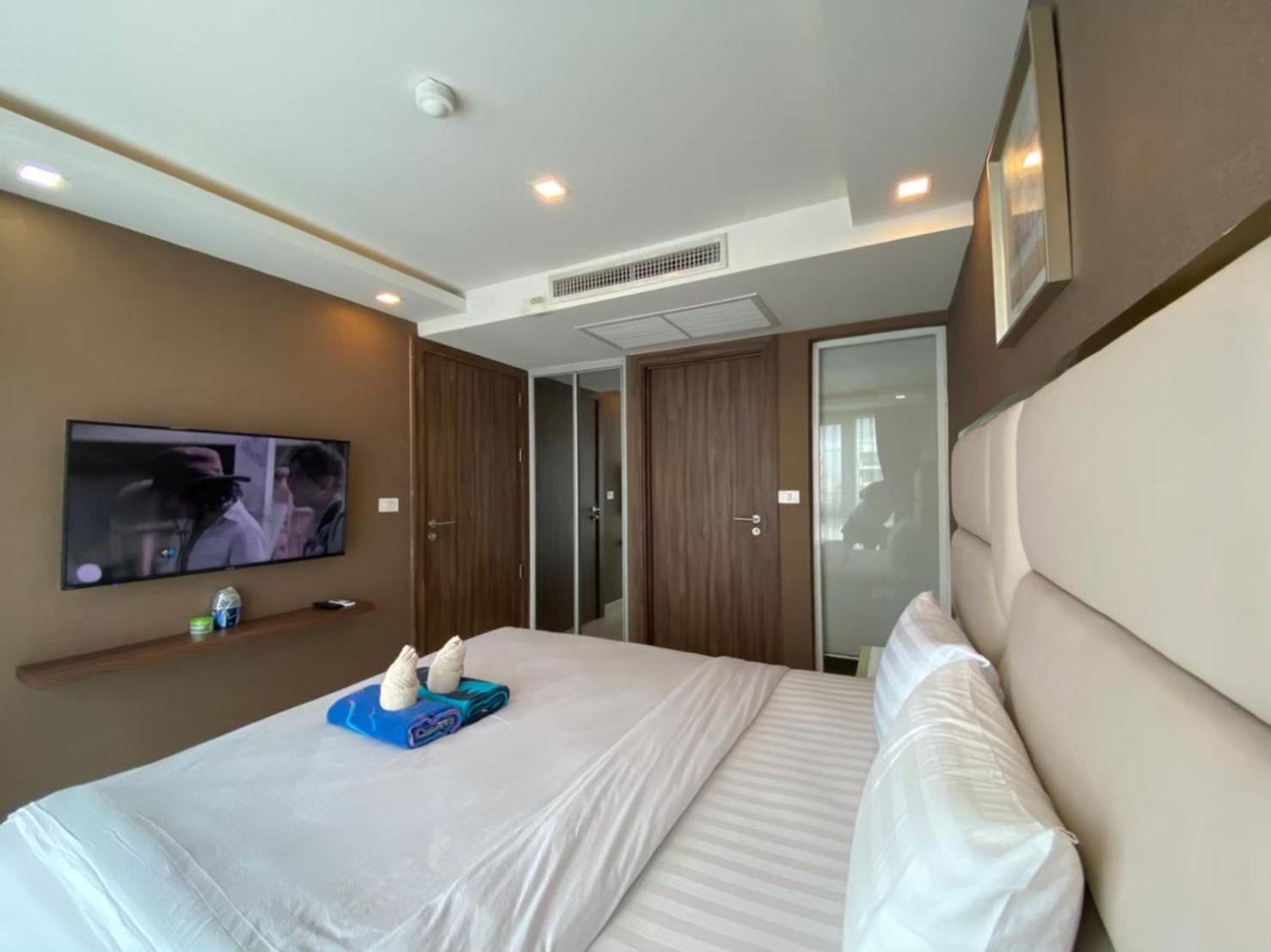 Grand Avenue Suites X Monthstayz Thailand Pattaya Exterior foto