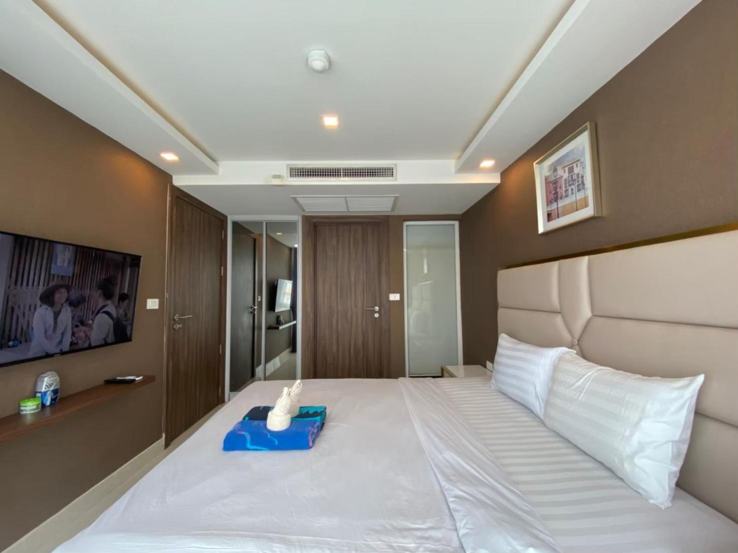 Grand Avenue Suites X Monthstayz Thailand Pattaya Exterior foto