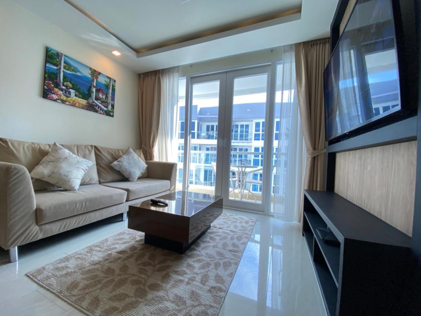 Grand Avenue Suites X Monthstayz Thailand Pattaya Exterior foto