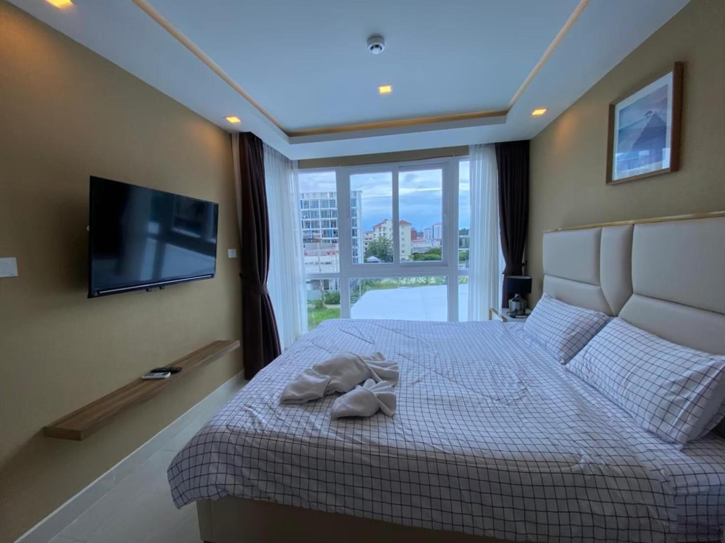 Grand Avenue Suites X Monthstayz Thailand Pattaya Exterior foto