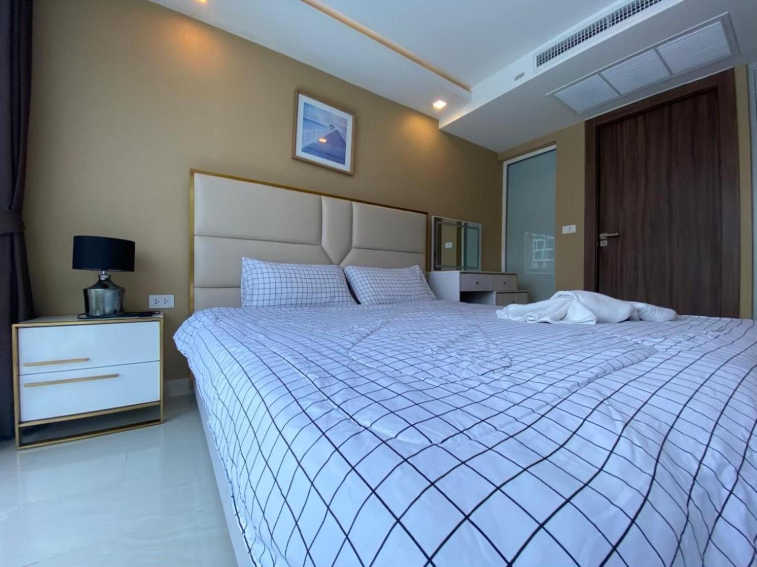 Grand Avenue Suites X Monthstayz Thailand Pattaya Exterior foto
