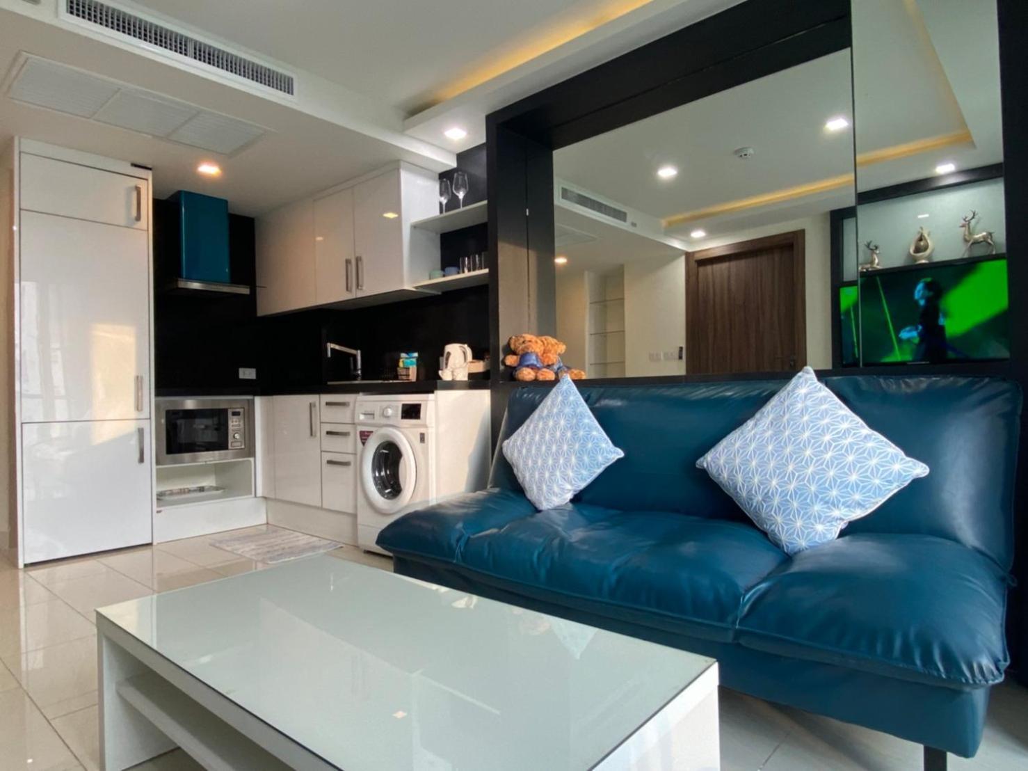 Grand Avenue Suites X Monthstayz Thailand Pattaya Exterior foto