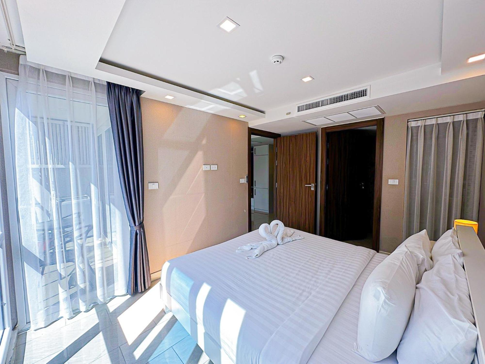 Grand Avenue Suites X Monthstayz Thailand Pattaya Exterior foto