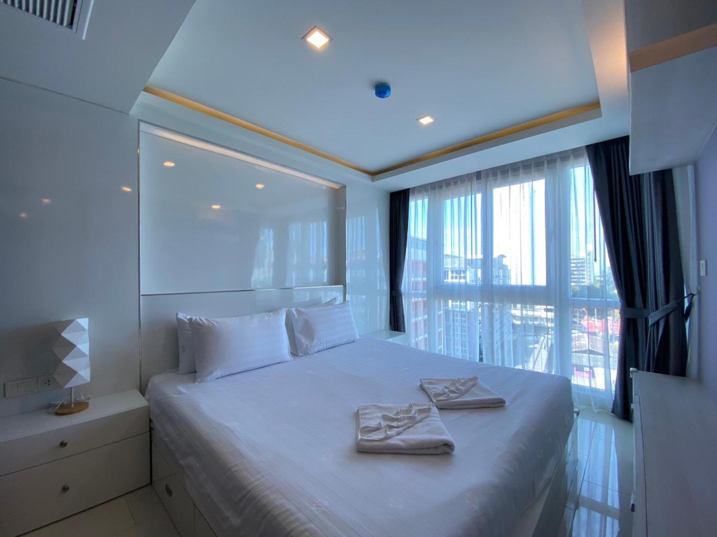 Grand Avenue Suites X Monthstayz Thailand Pattaya Exterior foto